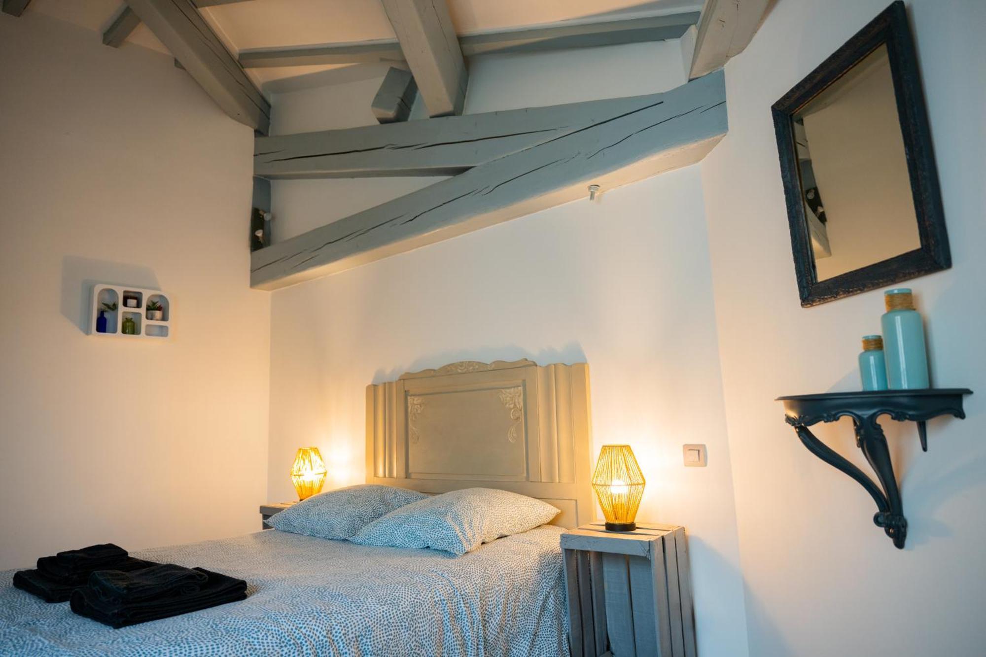 Chez La Fille De L Eclusier Lägenhet Castelnaudary Exteriör bild